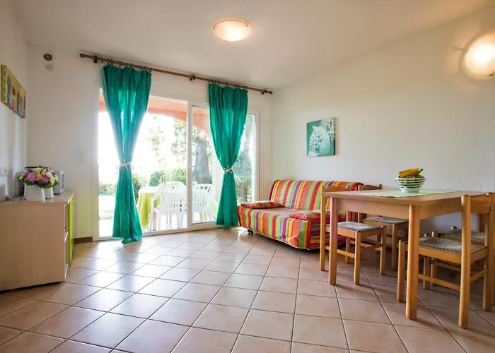 Two-room 150 Meters From The - 4 People -